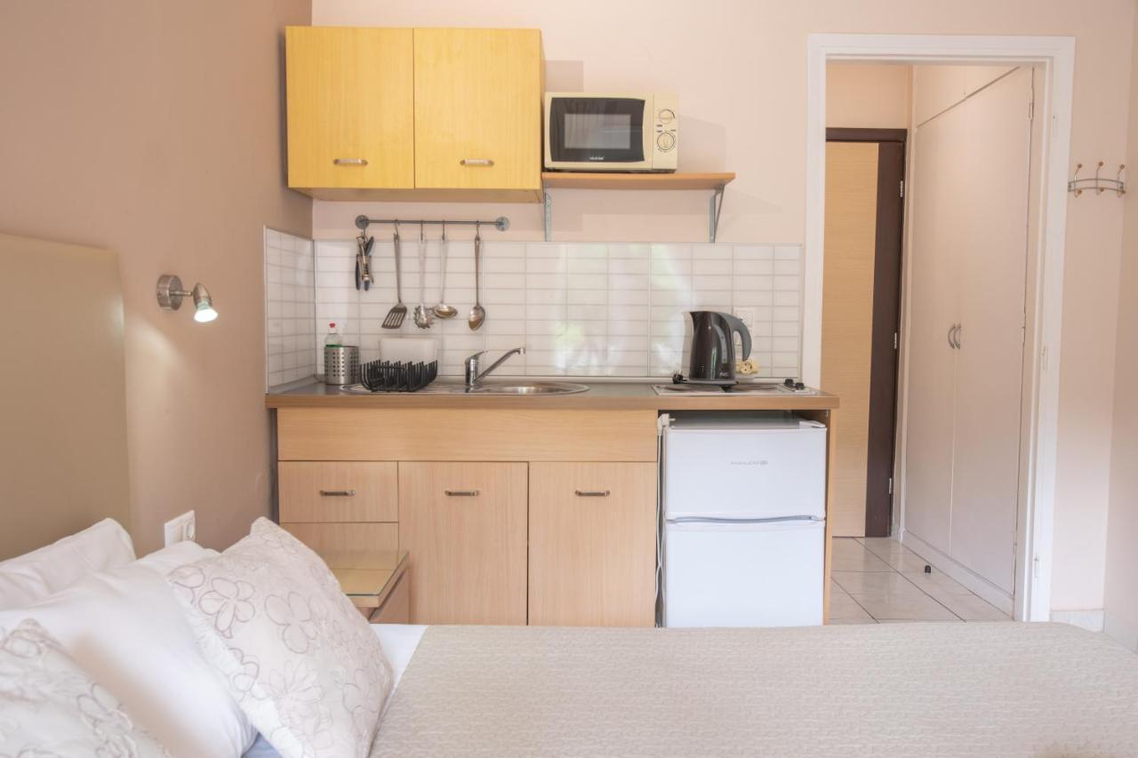 Galini Beach Studios And Penthouse Месонги Экстерьер фото