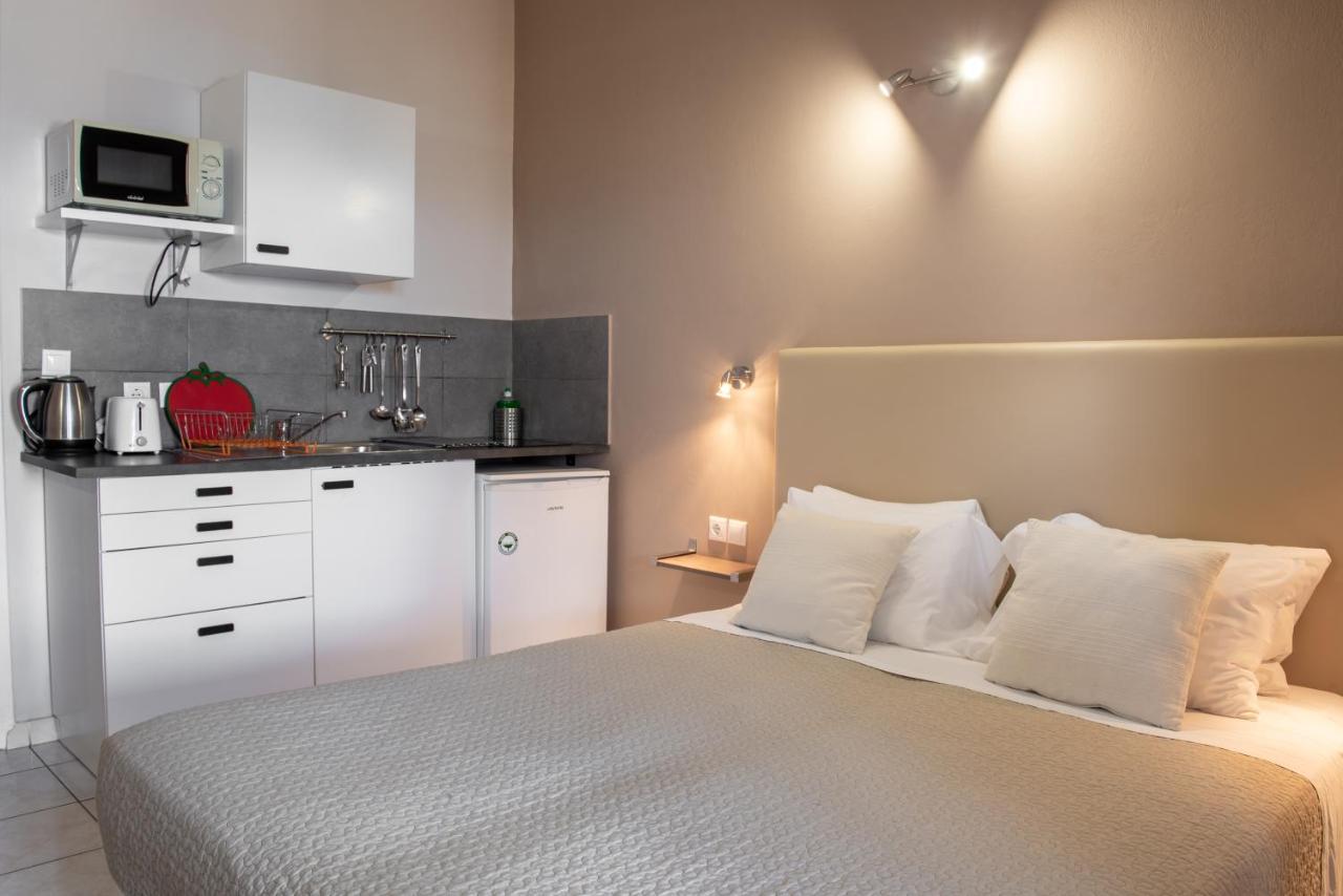 Galini Beach Studios And Penthouse Месонги Экстерьер фото