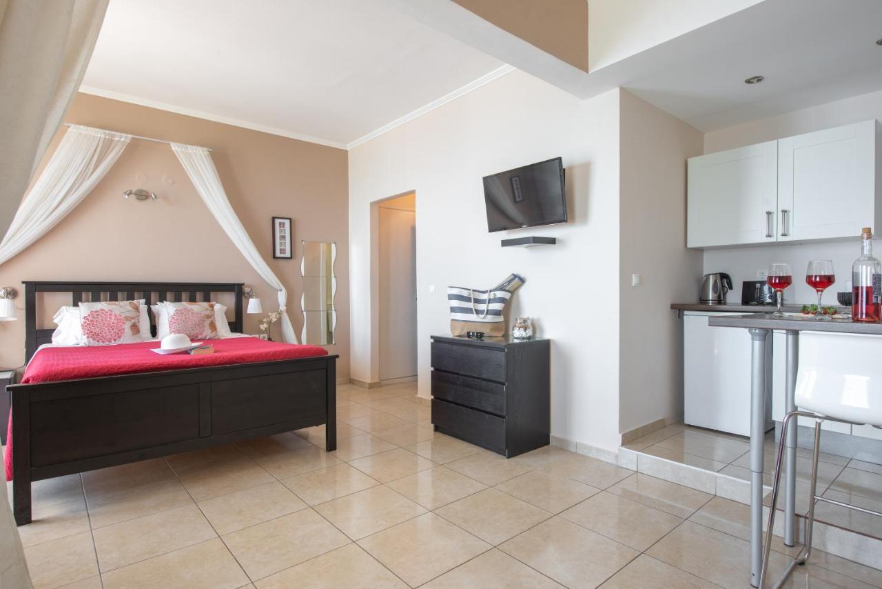 Galini Beach Studios And Penthouse Месонги Экстерьер фото