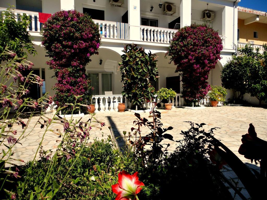 Galini Beach Studios And Penthouse Месонги Номер фото